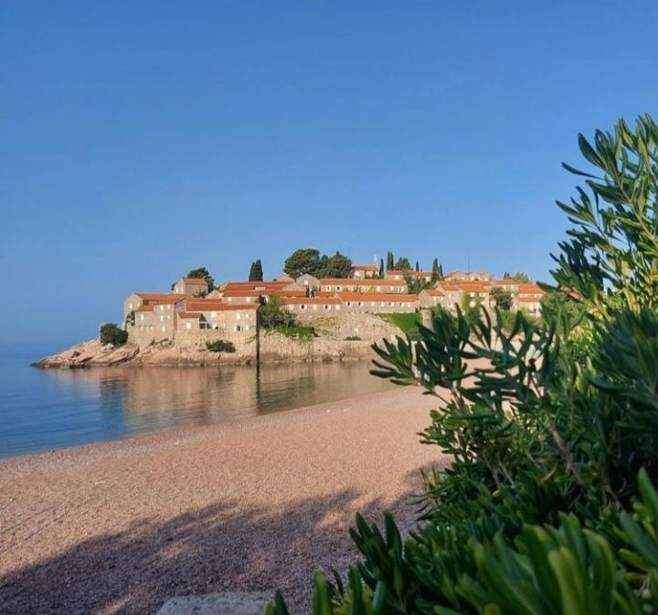 Apartment M&M Sveti Stefan Exteriör bild